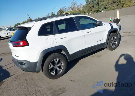 2016 Jeep Cherokee Trailhawk from USA, damaged, VIN 1C4PJMBS5GW317149
